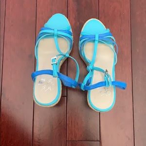 Colin Stuart 4 inch Blue wedges (size 7B)